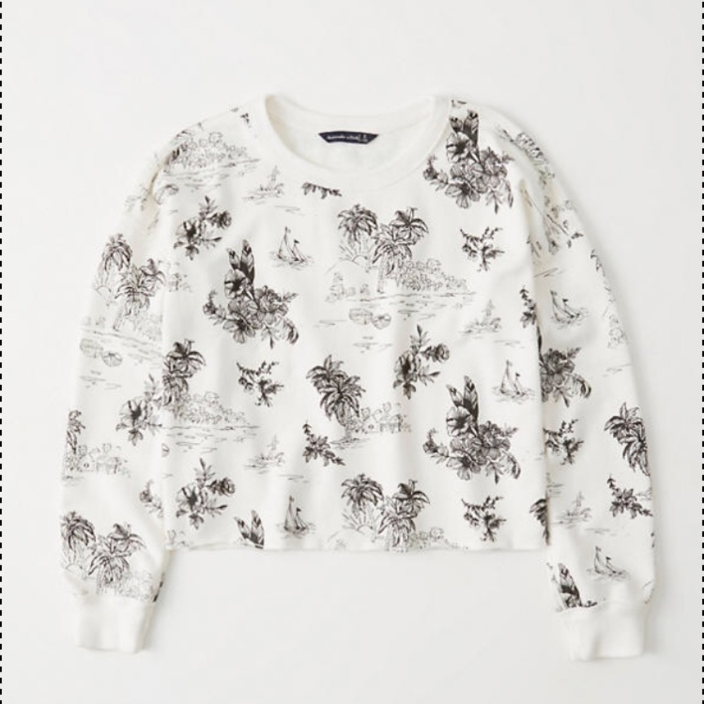 NWT A&F pattern crewneck XS🖤